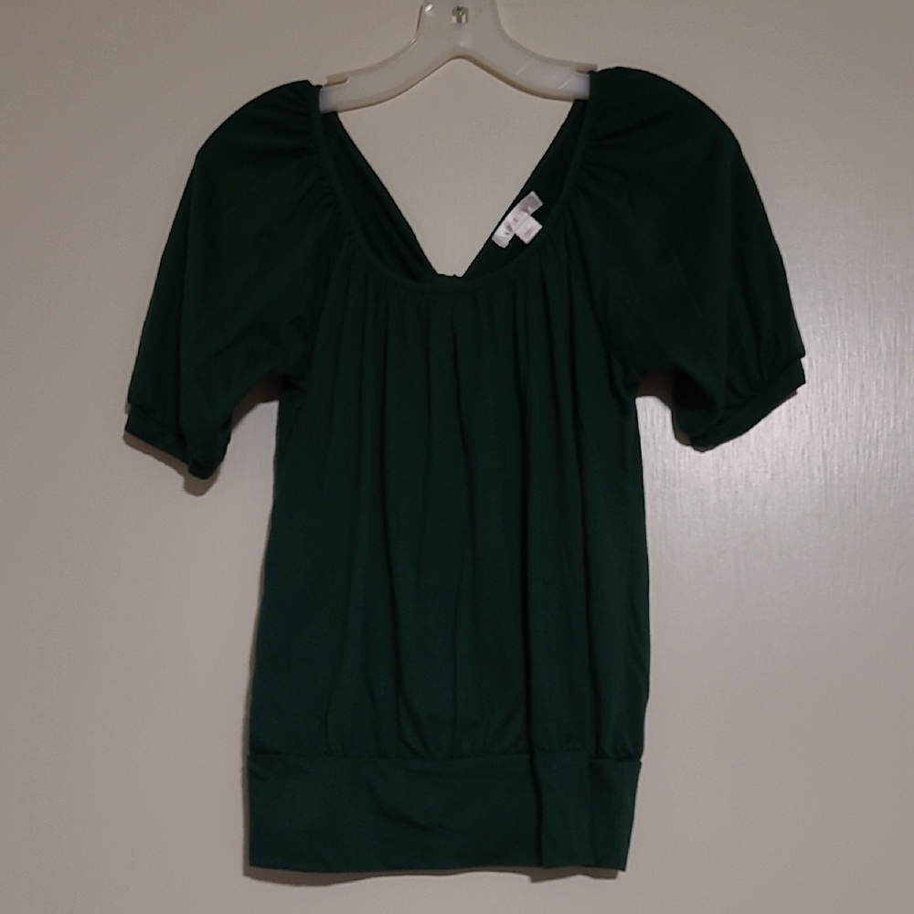 Xhilaration Small Elegant Green Women's Top With Back Cutout